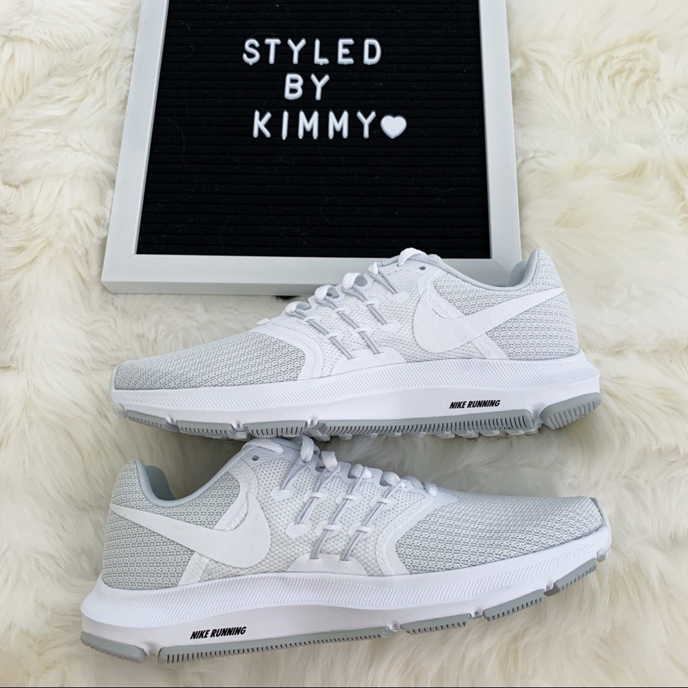 πΈ NIKE RUN SWIFT Sneakers Shoes White Platinum - Picture 2 of 5
